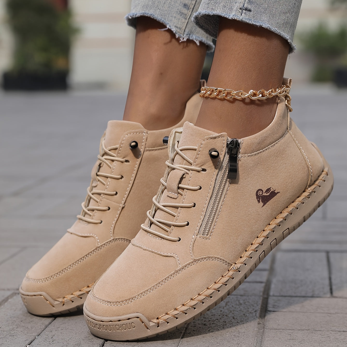 MILAN – ZAPATILLAS CÓMODAS CON CREMALLERA