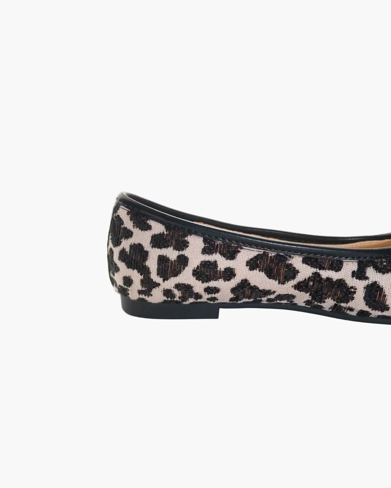 BAILARINAS PEZUÑA CON ESTAMPADO DE LEOPARDO