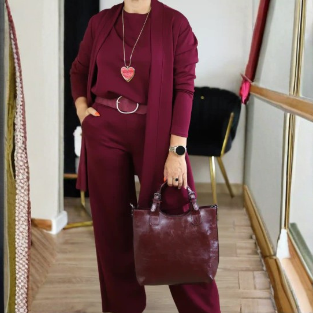 AMARAL: UN CONJUNTO DE 3 PIEZAS CON CARDIGAN LARGO