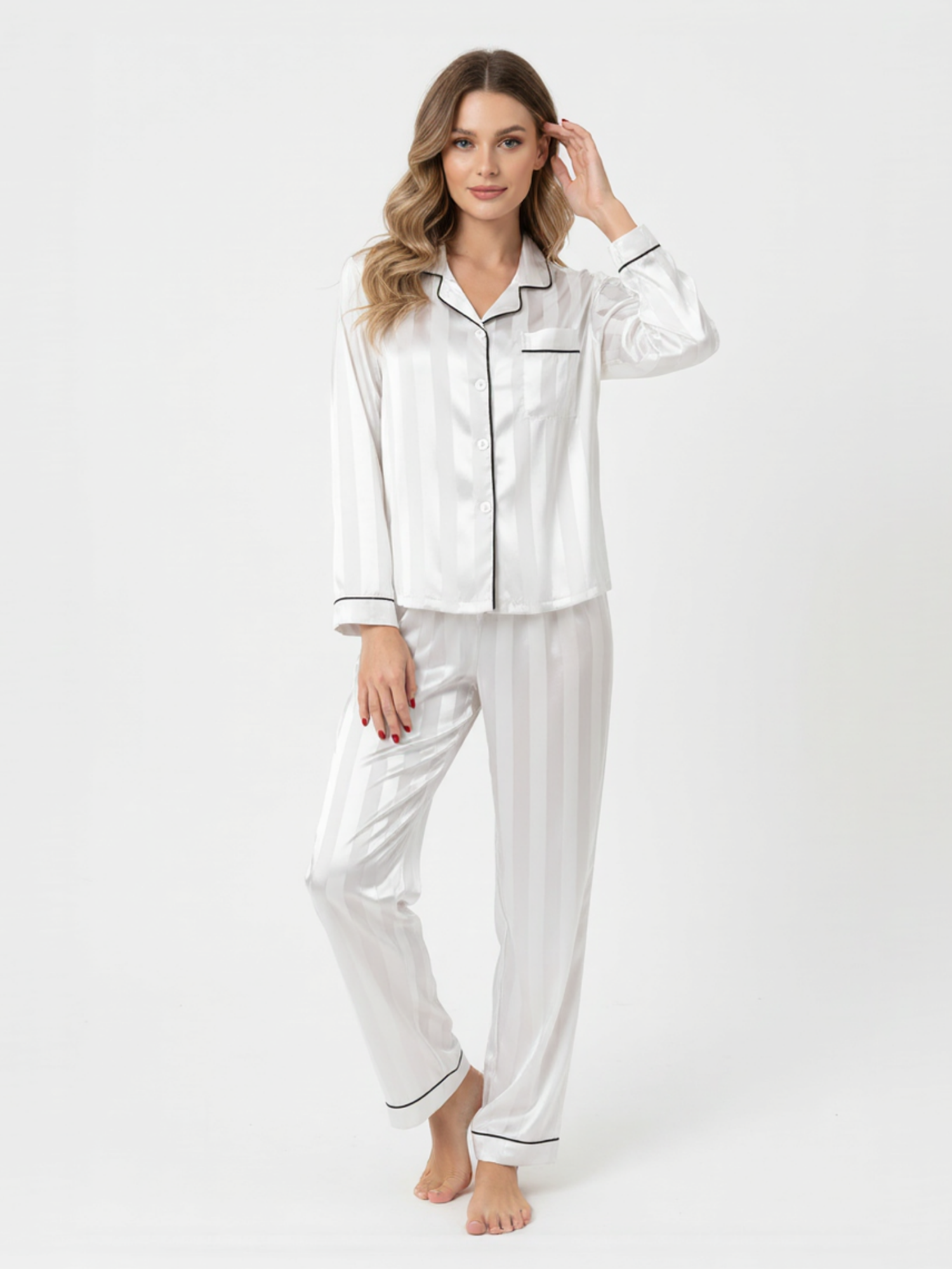 PIJAMA DE SATEN ELEGANTE