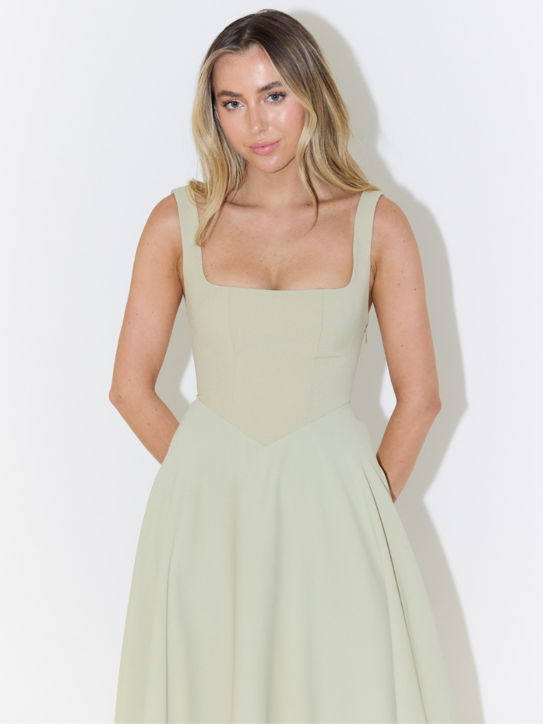 MELIS VESTIDO SENCILLO, FEMENINO Y FLUIDO