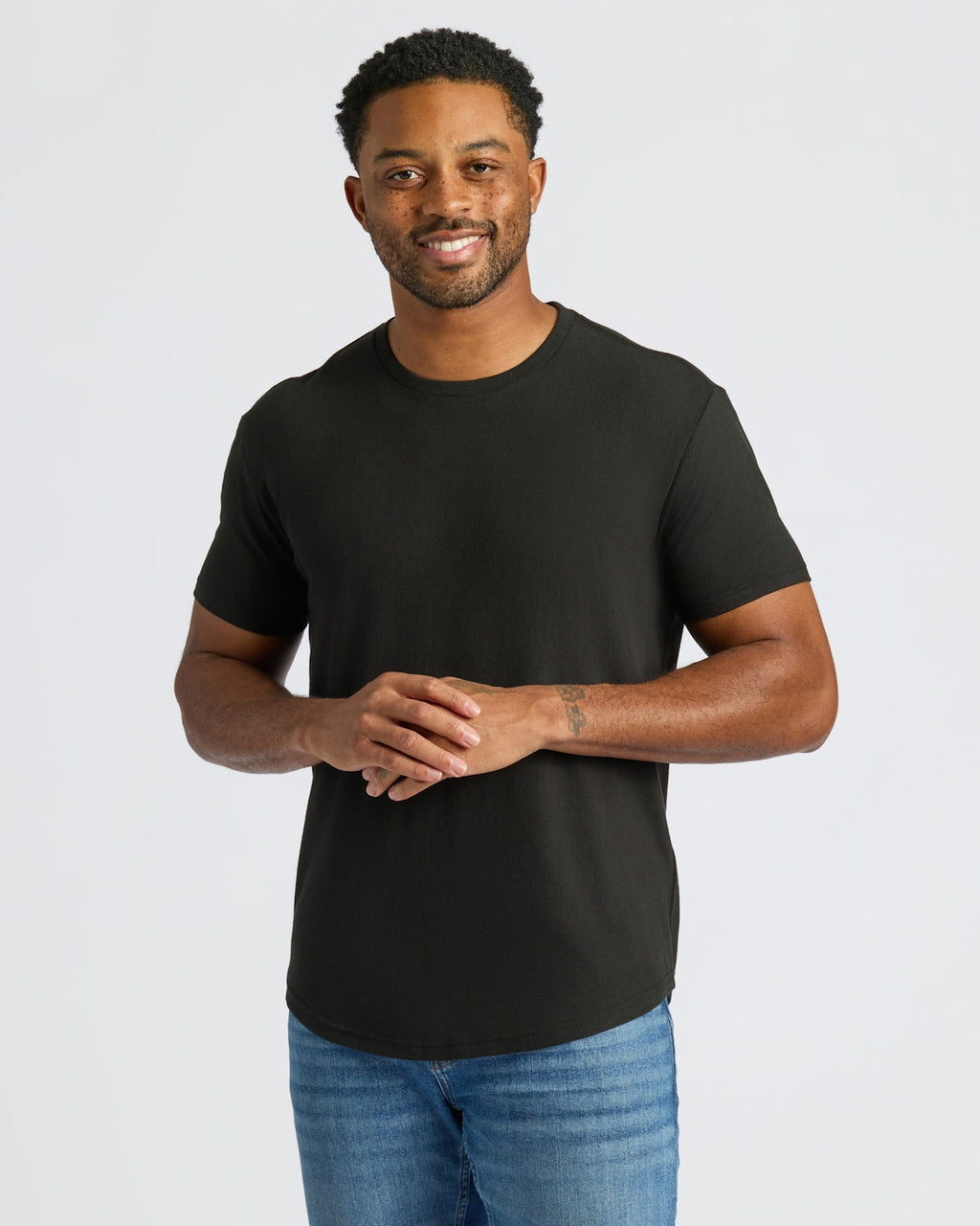 PACK DE 3 CAMISETAS CLÁSICAS DE CUELLO REDONDO