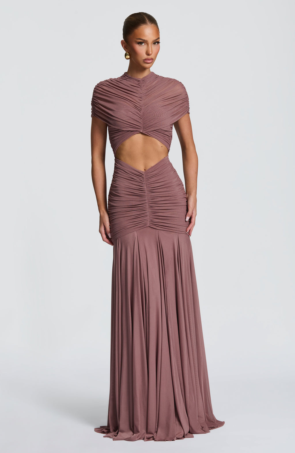 MAXI VESTIDO ANAIS SILUETA SOFISTICADA CON UN TOQUE MODERNO Y ELEGANTE