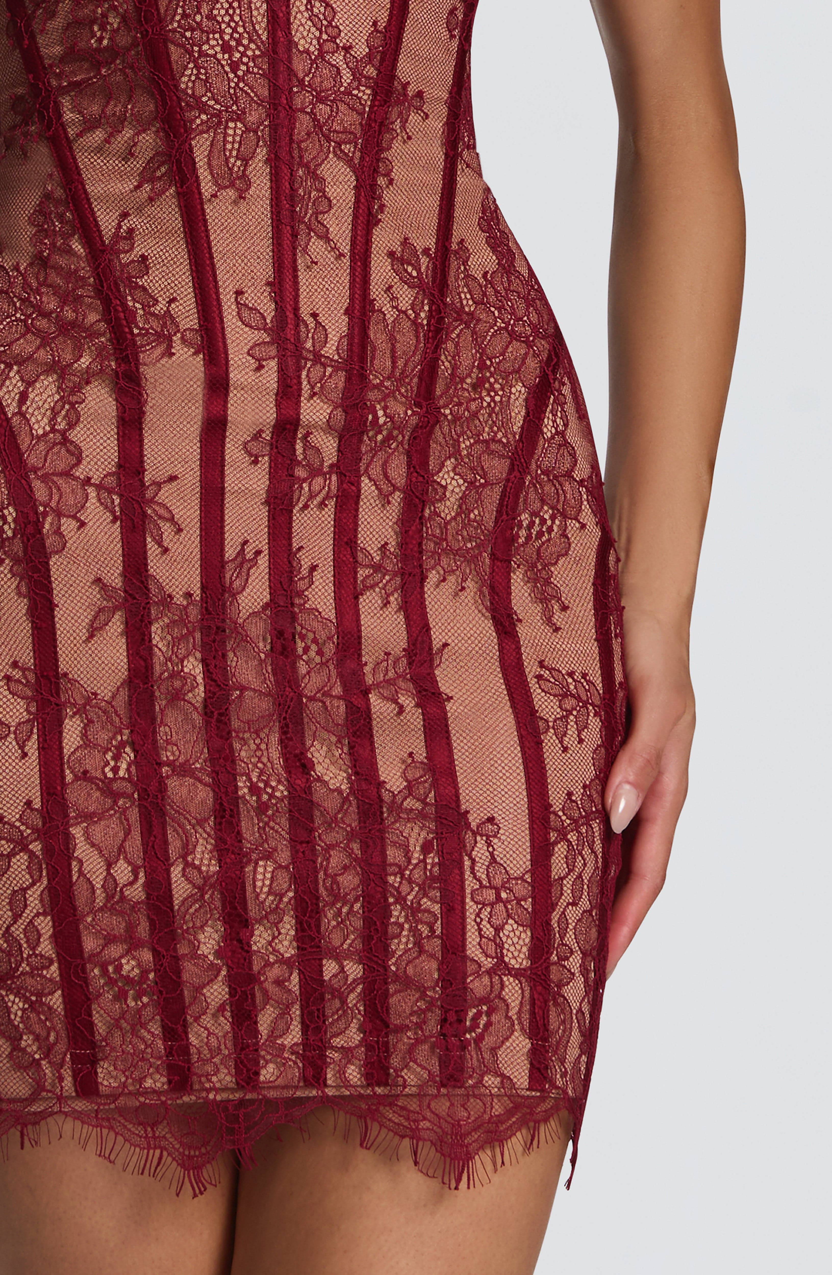 MINI VESTIDO MARA SENSUALIDAD Y CARÁCTER PARA DESTACAR SIN ESFUERZO